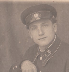 Ромб нашивка на руке .1941 год Казань