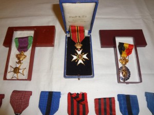 17 наград Бельгии.