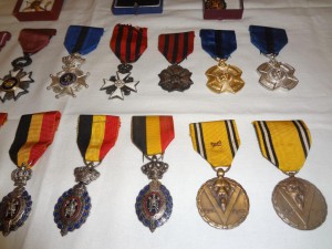 17 наград Бельгии.