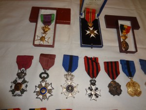 17 наград Бельгии.