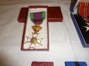 17 наград Бельгии.