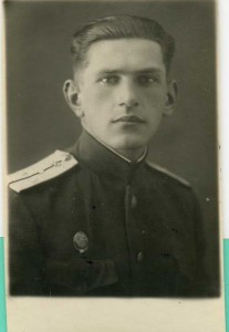 Ст.лейтенант ж.д.войск Евгений Павлович Моторин. 1944  ЗНАК.
