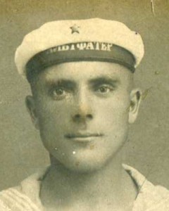 Моряк с надписью на бескозырке "АЛЬТФАТЕР". 1920-е гг.