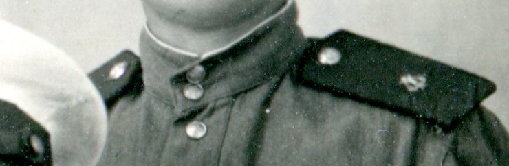 Мальчик - военный музыкант.