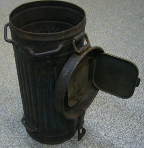 Бачек противогазный вермахт