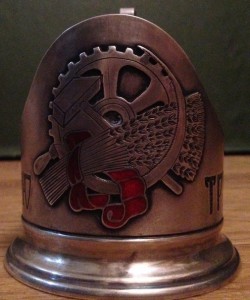 серебрянный подстаканник ГЕРОЮ ТРУДА
