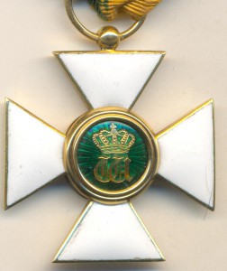 Орден Дубового венка золото.