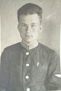 Фото в форме и с эмблемами ГВФ довоенные.