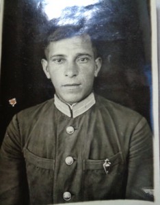 Фото сч петлицами и шевронами ГВФ.