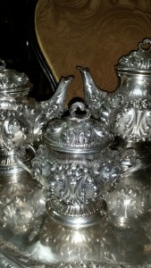 Очень красивый сервиз