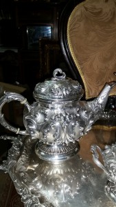 Очень красивый сервиз