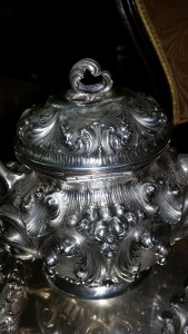 Очень красивый сервиз