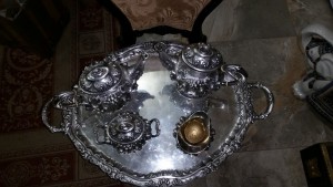 Очень красивый сервиз
