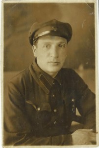 Архив на Сотрудника ОГПУ-НКВД. Много фотографий.