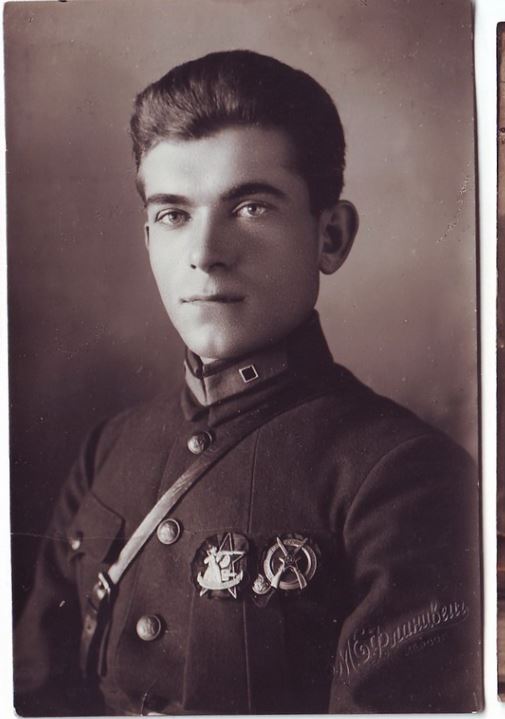 РАСПРОДАЮ ФОТО-коллекцию РККА