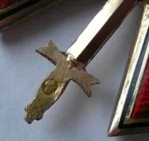 Знак ордена Св. Владимира 3 степени с мечами