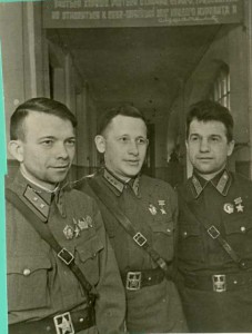 ГСС Е.С.ЧУЙКОВ,Е.Я.НИГМАТУЛИН,А.С.ВИНОГРАДОВ. Лнг. 1940 г.