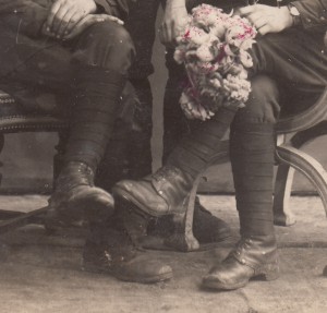 Три красноармейца в обмотках. 1939г. Польша.