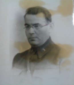 Лот фото с комиссаром.