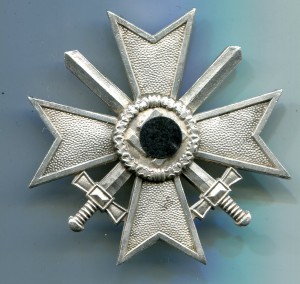 КРЕСТ с Мечами в коробке.