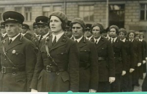 Курсанты Ак.моториз.и механиз.РККА на вып. параде.М.1935 г.