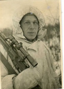 Гв.мл.лейт.ком.взвода снайперов И.П.Гореликов.