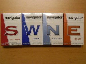 Полные пачки сигарет: navigator, Ява, Петр I