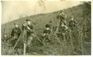 Разведчики на топограф.съёмке. Севастополь.зима 1942 г.