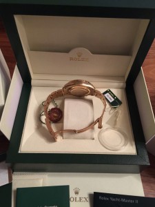 золотые Rolex Yacht-Master II 44mm Yellow Gold 116688