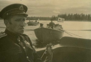 Начальник Школы Юнг кап.1 р.Н.Ю.Авраамов. Северный флот.1943