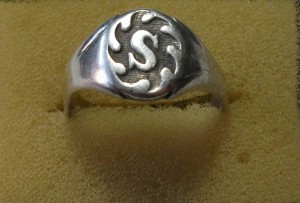 6 колец + знак III РЕЙХ