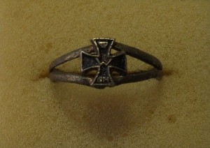 6 колец + знак III РЕЙХ