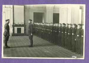 ОРЛОВСКОЕ СУВОРОВСКОЕ Училище. г.Орёл. 1944 г. лот 13 фото.