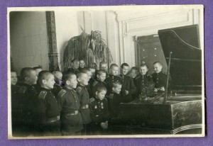 ОРЛОВСКОЕ СУВОРОВСКОЕ Училище. г.Орёл. 1944 г. лот 13 фото.