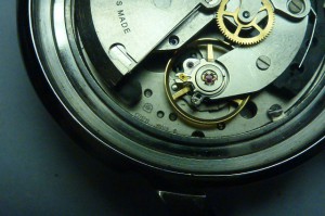 НАРУЧНЫЕ ЧАСЫ " TISSOT " C ХРОНОГРАФОМ В РЕМОНТ !