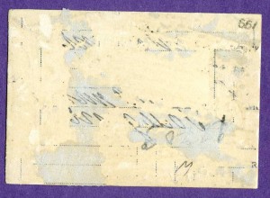 Курсанты авиашколы Ростова-на-Дону проверяют мотор самолёта.