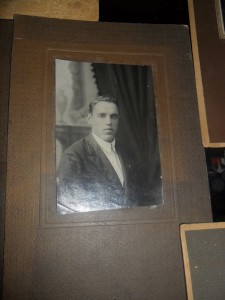 Набор Фотографий до 1942 года!-Подборка на одного.-Из семьи.