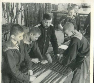 ЛОТ - 27 фотографий ЛЕНИНГРАДСКОГО НАХИМОВСКОГО УЧИЛИЩА.