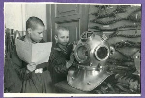 ЛОТ - 27 фотографий ЛЕНИНГРАДСКОГО НАХИМОВСКОГО УЧИЛИЩА.