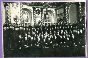 Калинин,Ворошилов,Микоян в группе ком.Воен.Ак.им Фрунзе.