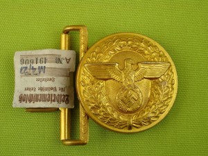 Бляха NSDAP (RZM) с этикеткой