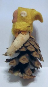 Елочные игрушки(вата,картон)редкие.