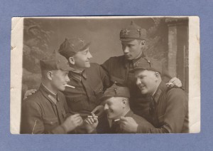 Групповое фото в буденовках.15.04.1941г.ВВС.