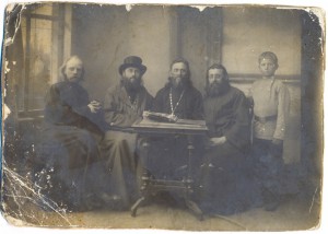 Священники. - 1924 г.