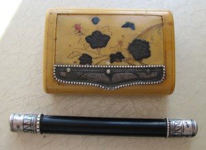 Табакерка и мундштук