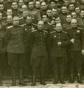 Группа офицеров и командования ВУ (?) или АГШ (?). ГСС.