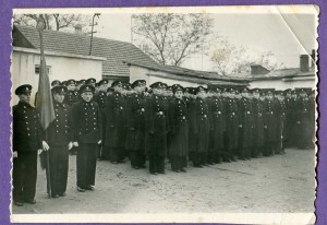 МИКОЛАIВСКОЕ МОРЕХIДНОЕ УЧИЛИЩЕ. 3 фото осени 1958 року.