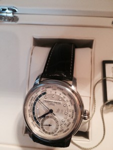 ПРОДАМ ЧАСЫ frederique constant WORLD TIMER
