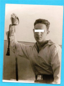 1949 г.Курсант ТОВВМУ им.Макарова с палашом