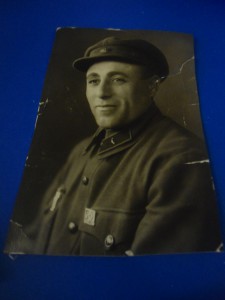 Военный билет 1957 г. , накладная на маузер 1952 г.  и фото